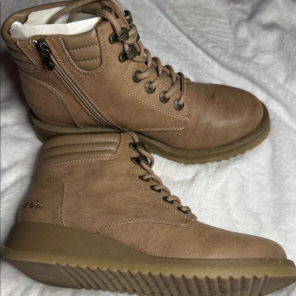 BLOWFISH CITY ANKLE BOOTS- ALMOND - Picture 5 of 9